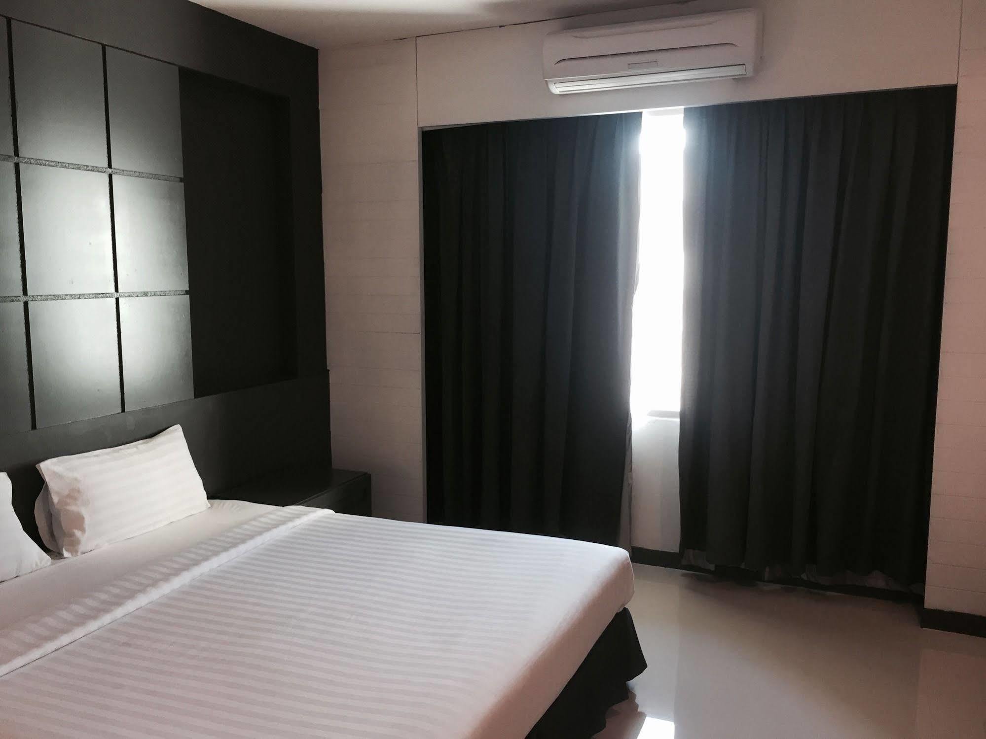 Hatyai Holiday Hotel Hat Yai Exterior foto